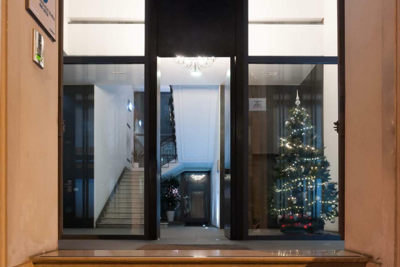 Via Bozzi Luxury Home Bari Exteriör bild