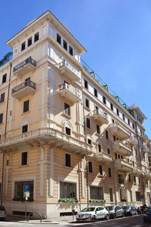 Via Bozzi Luxury Home Bari Exteriör bild