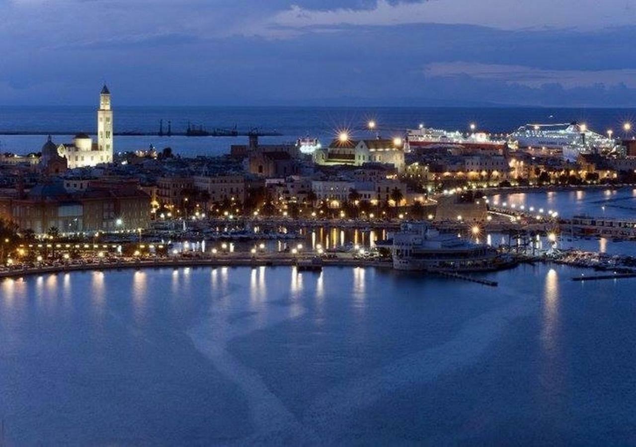 Via Bozzi Luxury Home Bari Exteriör bild